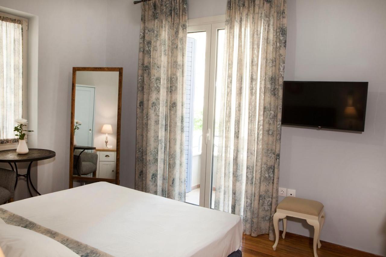 Lovely 1St Fl. Apt, With Balcony In Pagrati أثينا المظهر الخارجي الصورة